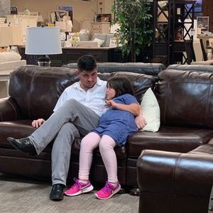 Meet your Posher, Wesley